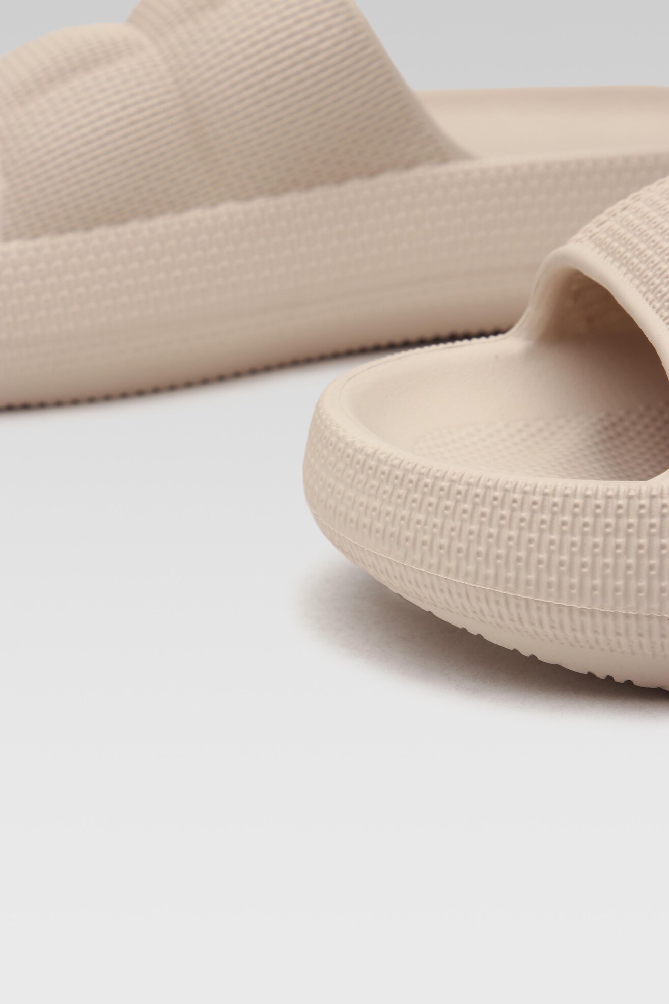 Klapki basenowe Bassano WR22-0520-01 Beżowy