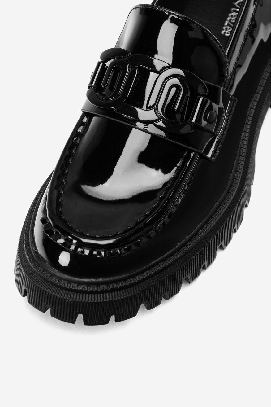 
                DeeZee - Loafersy lakierowane - 5905588758938