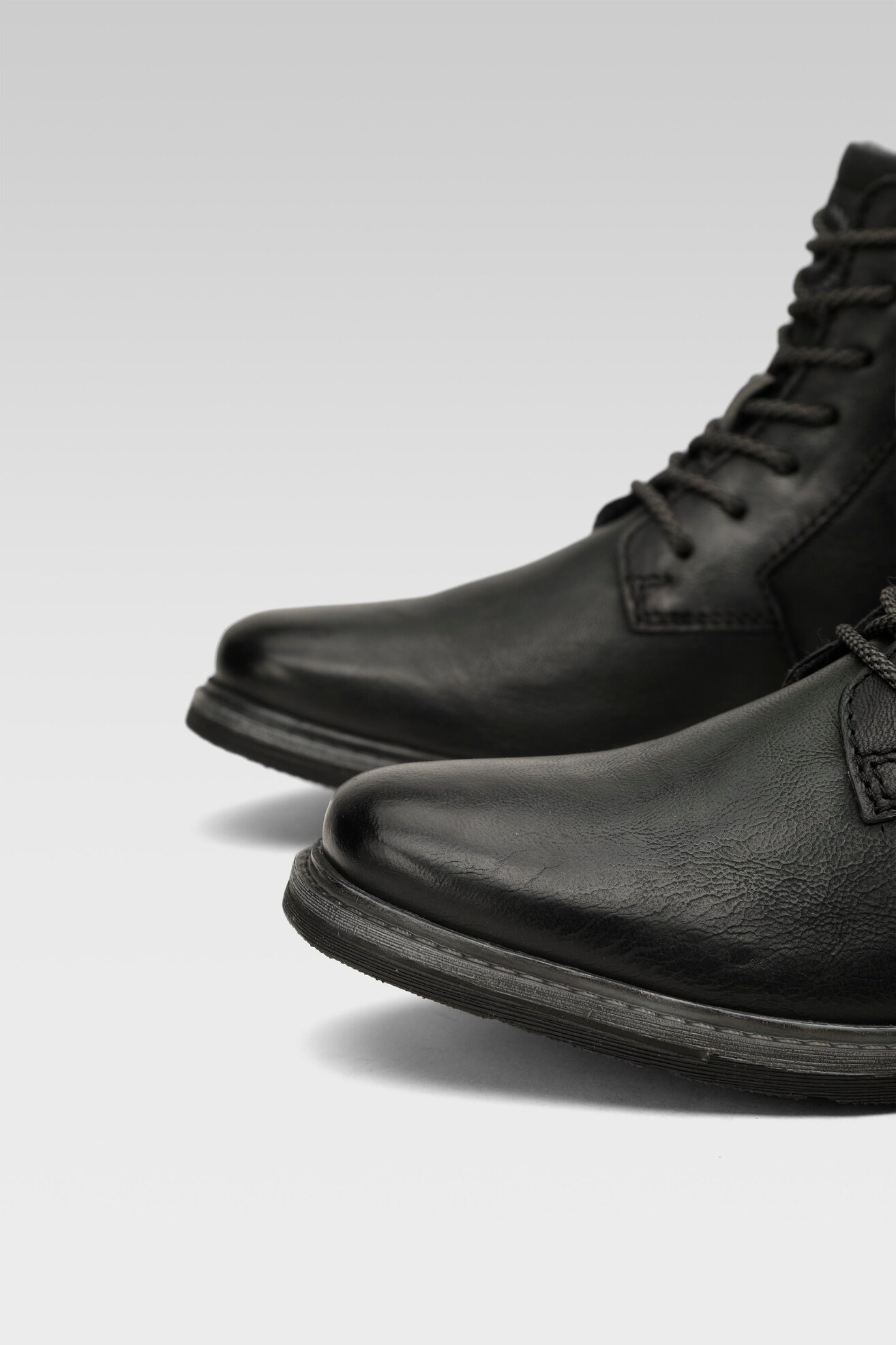 Trzewiki Bugatti 325-6223G-3500-1000 Czarny