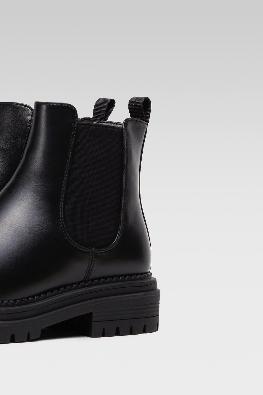 
                Kratke čizme Jenny Fairy CRNA - 5904862219660