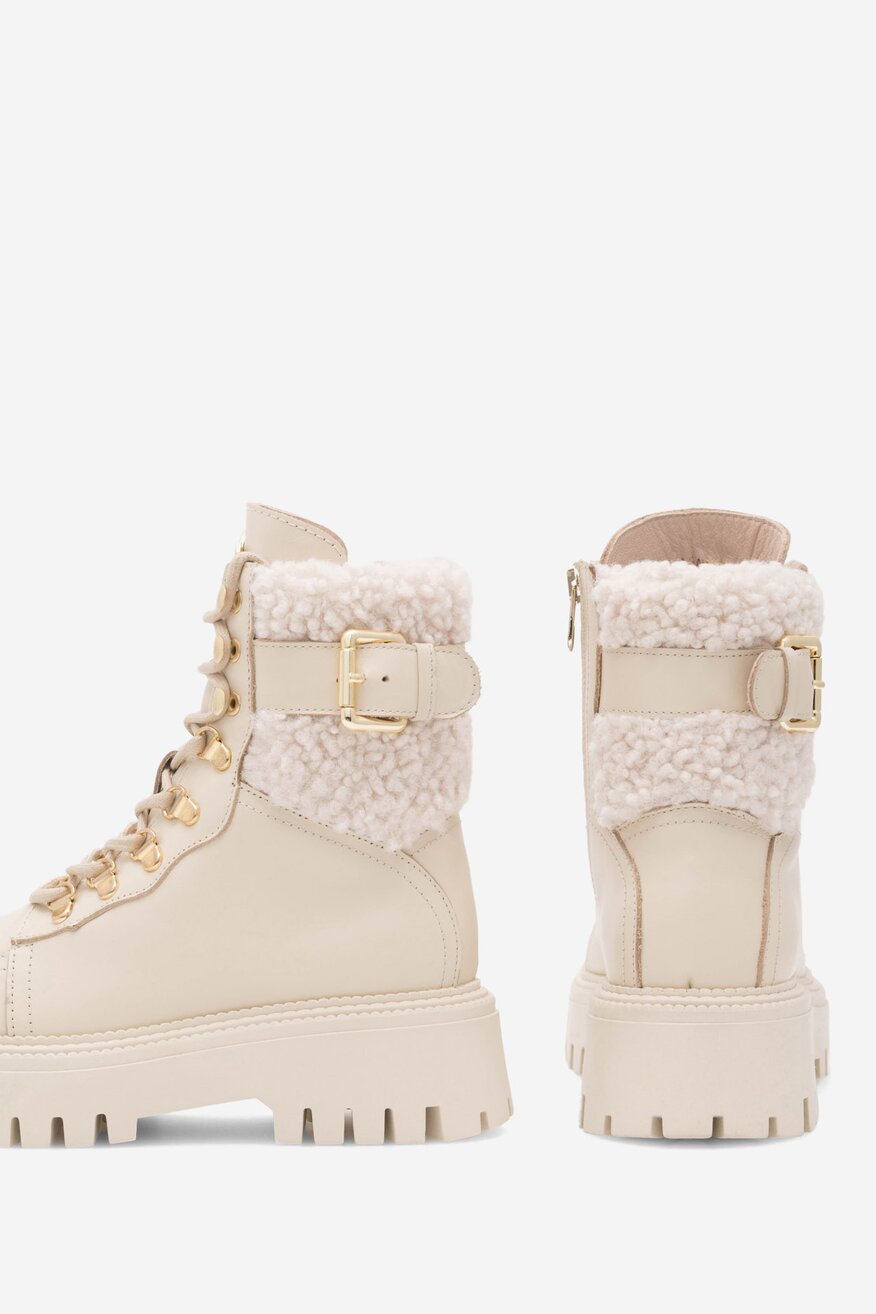 
                Bocanci EVA MINGE BEJ - 5905588140788