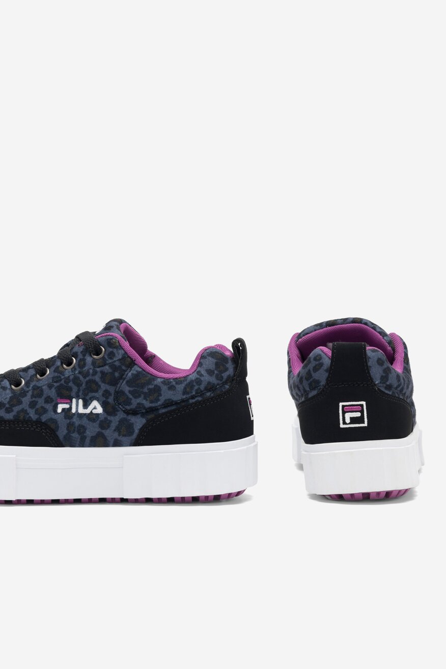 
                Tornacipő Fila FEKETE - 2230042280360