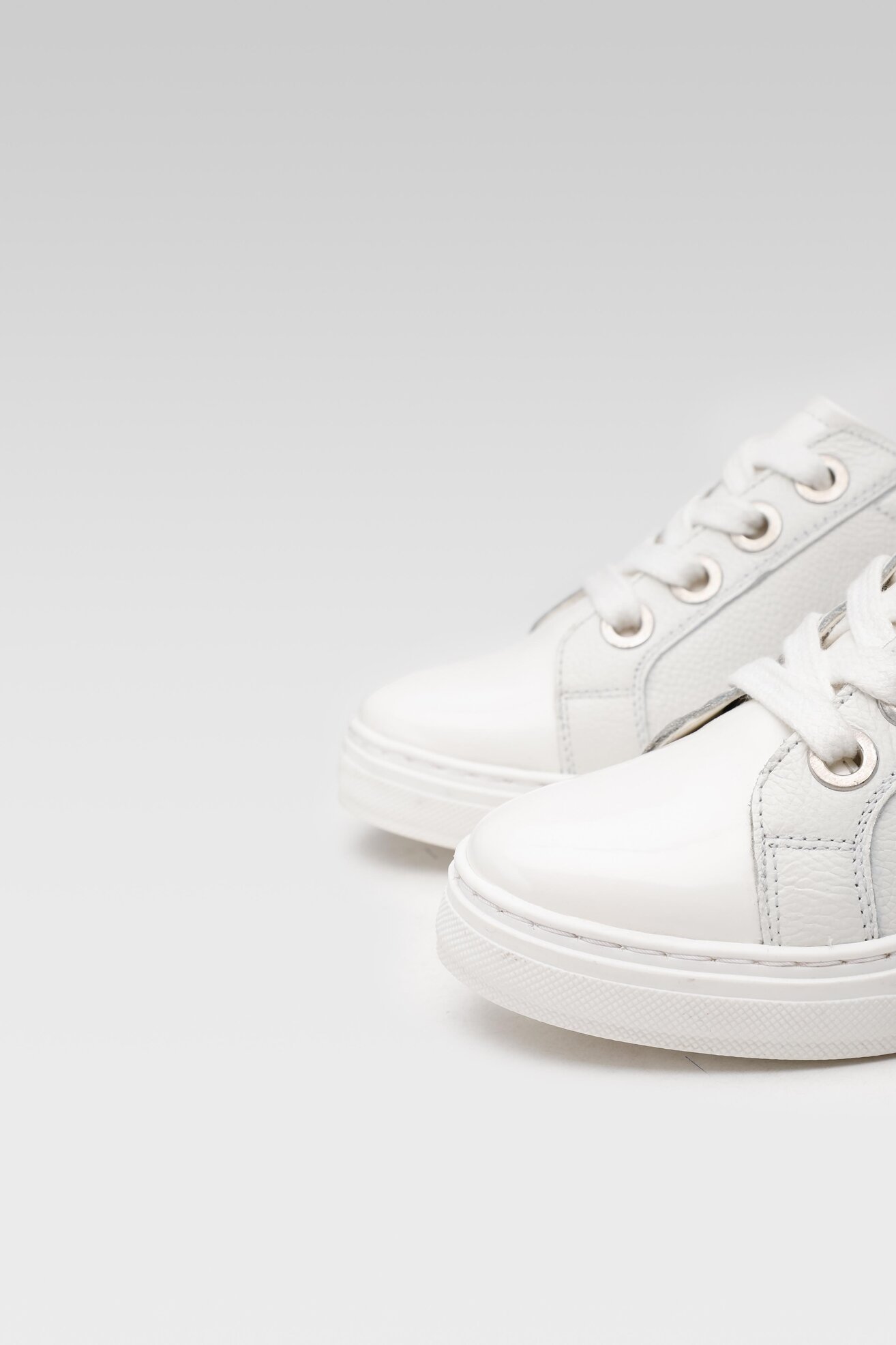 Sneakers Sarah Karen WI23-HOLLAND-01 Biały