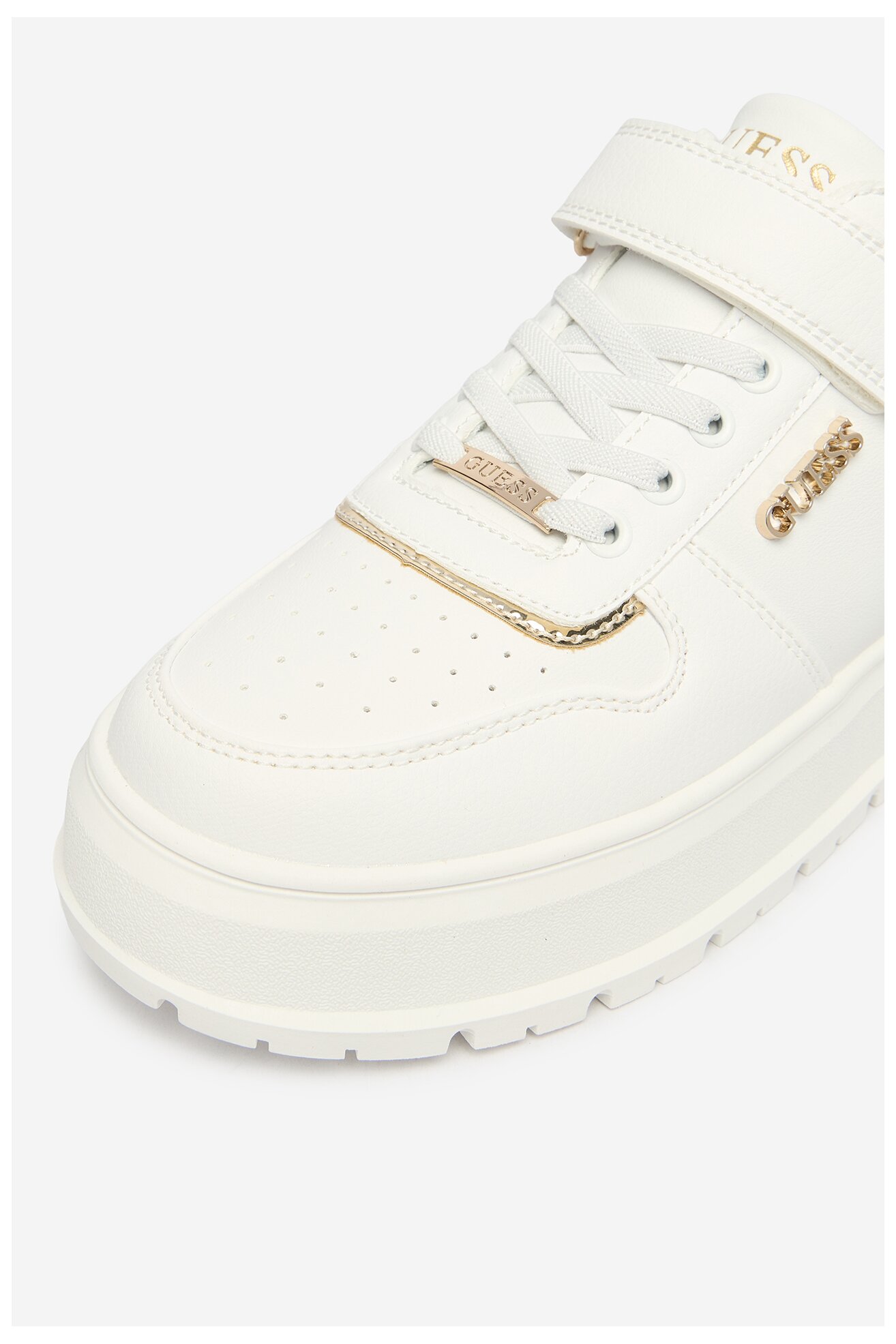 Сникърси GUESS CEOWB-V12-1148 БЯЛ