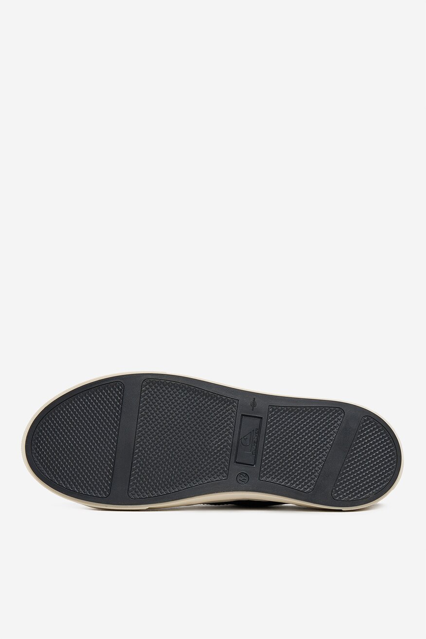 Tornacipő QUIKSILVER FEKETE - 5906751448748