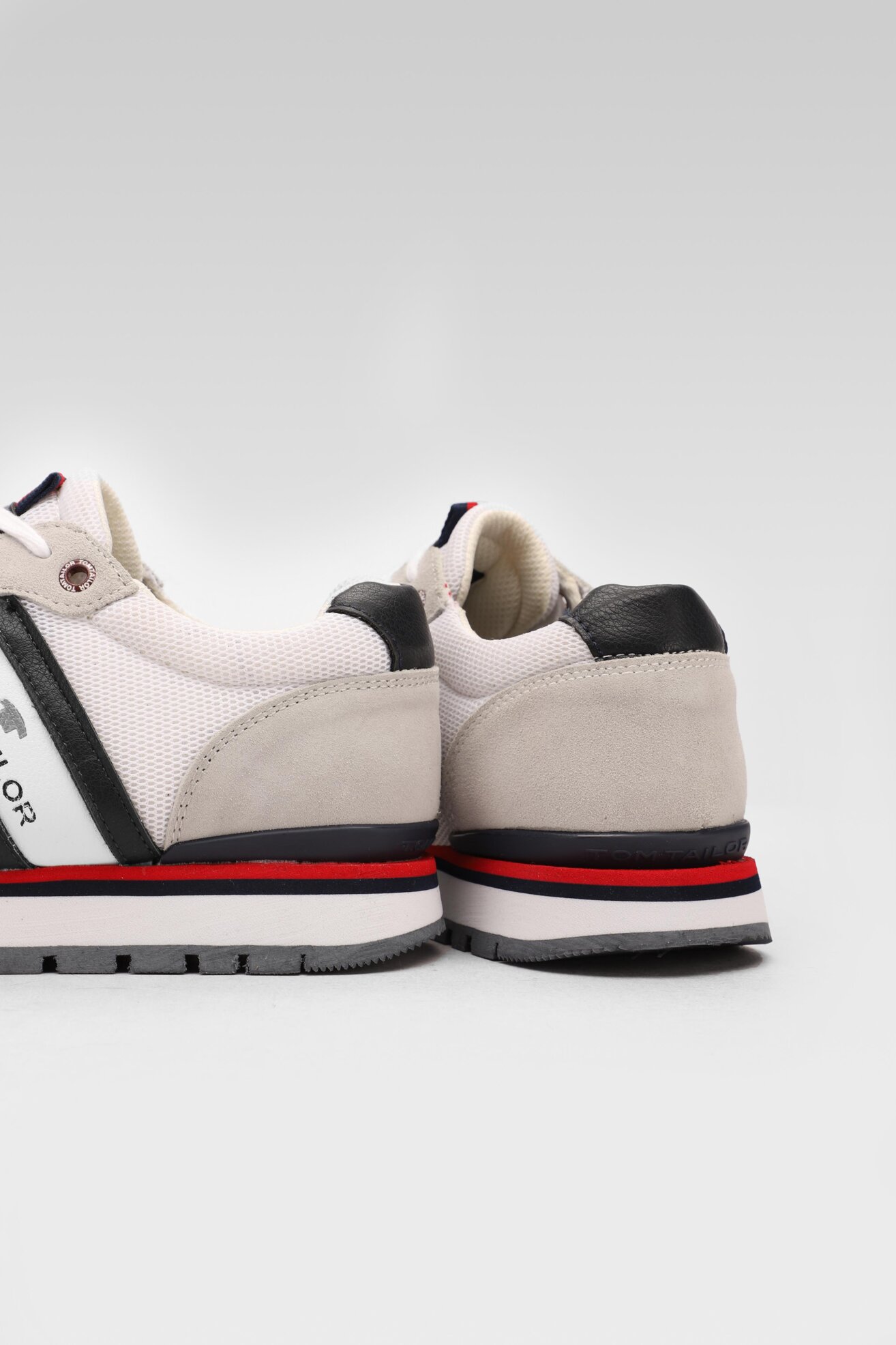 Półbuty Tom Tailor 118250100 Biały