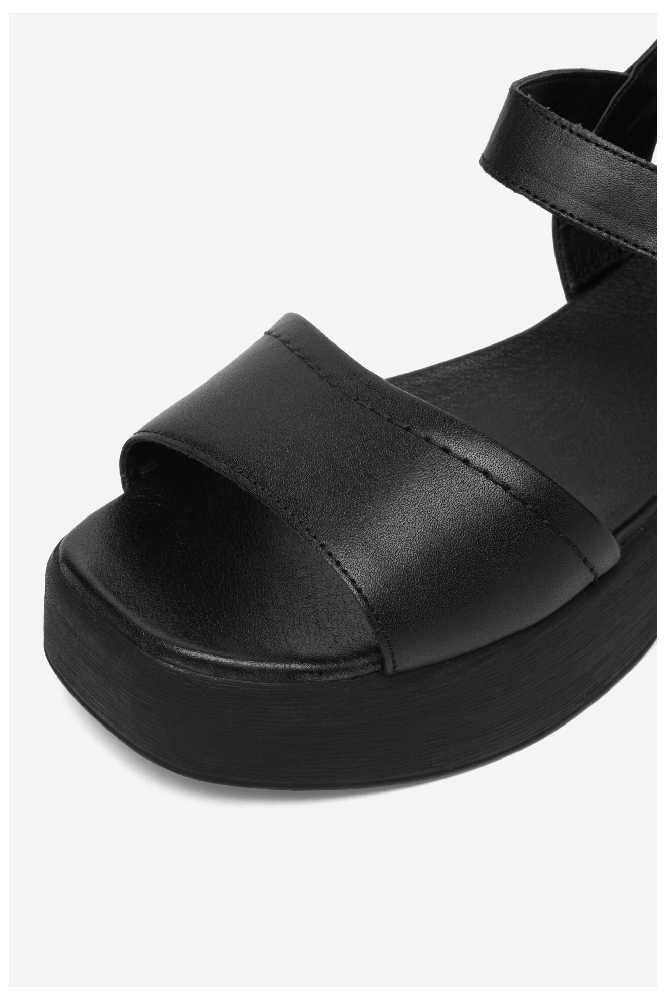 Сандалі Lasocki CEO-WI23-NAGINA-10 ЧОРНИЙ