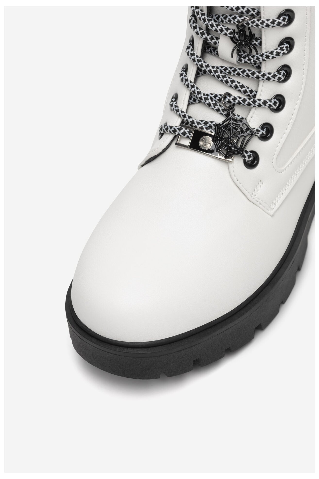 Trzewiki BEETLEJUICE CM-AW24-319WBBJ Biały