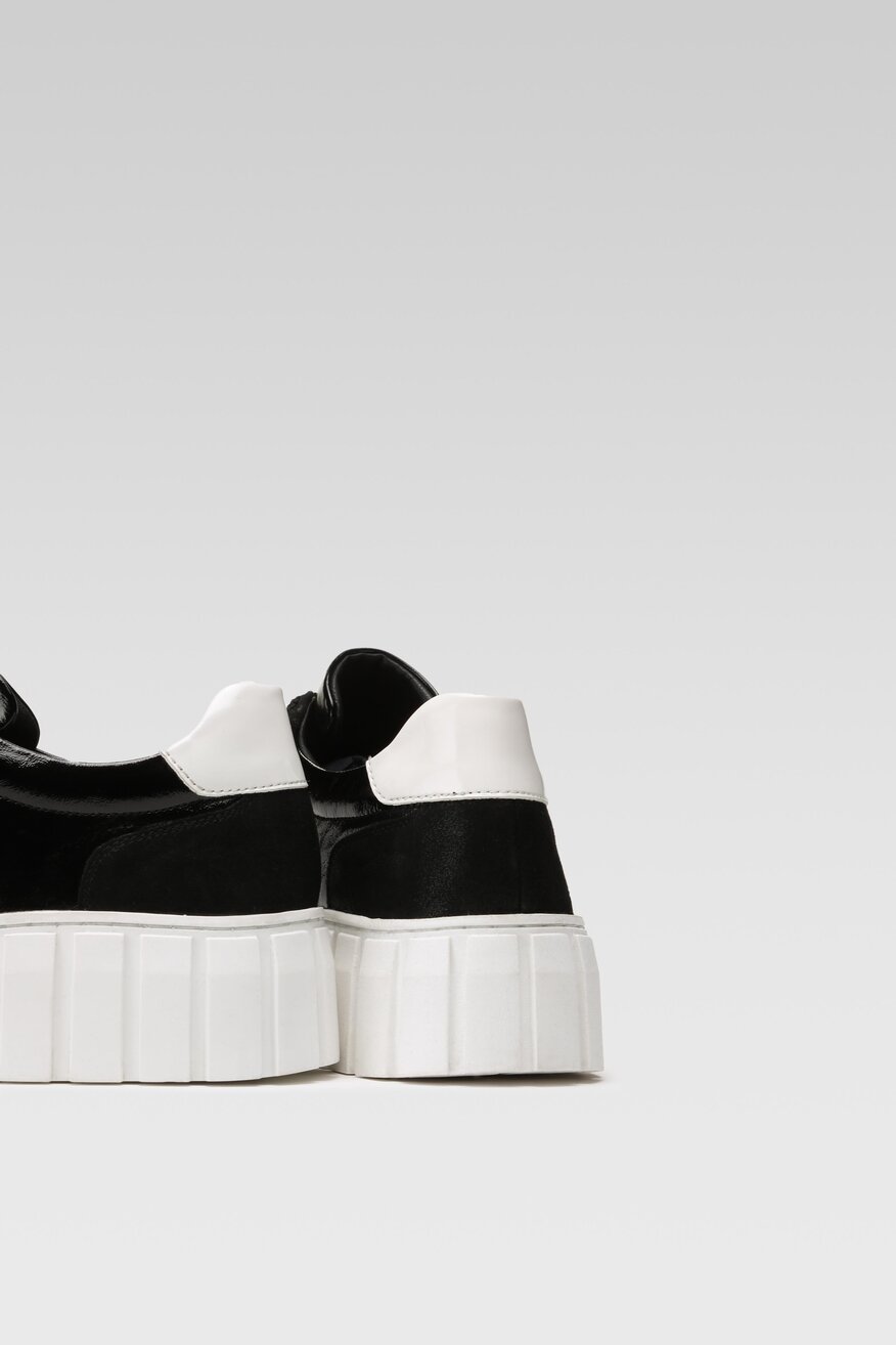 
                Tornacipő Sergio Bardi FEKETE - 5904862804125