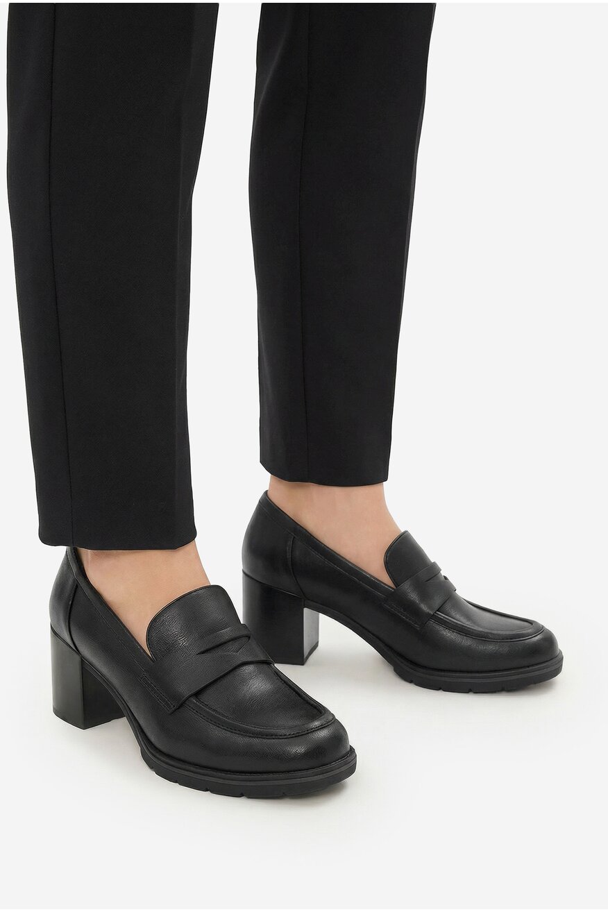 Clara Barson - Loafersy na obcasie - 5906751353332