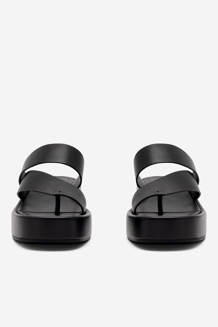 
                Gino Rossi - Skórzane klapki czarne - 5904862846590