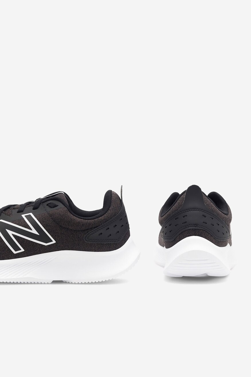 Sportovní obuv New Balance TMAVĚ ŠEDÁ - 2230054256087