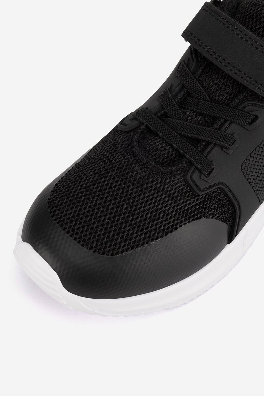 
                Patike Action Boy CRNA - 5905588767404