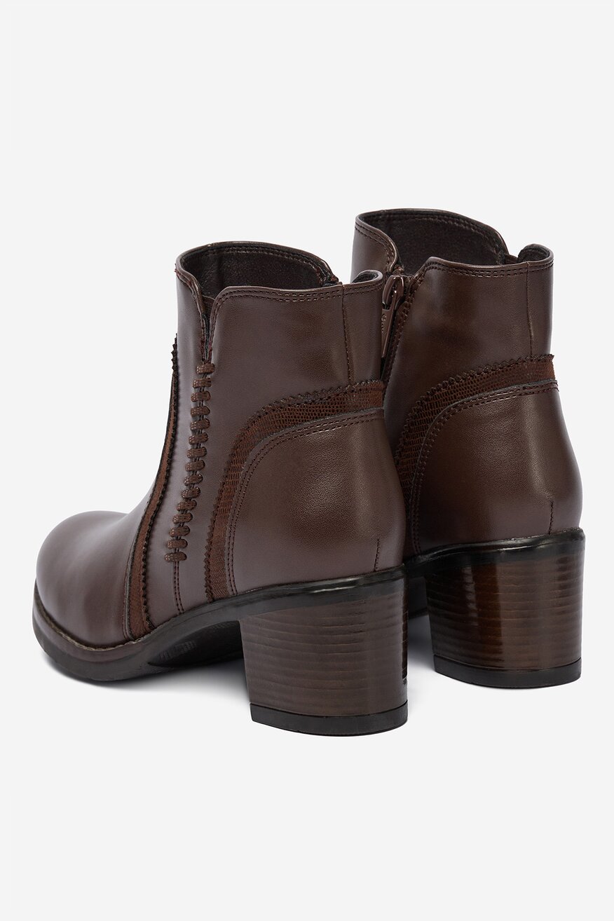 
                Bokacsizma Go Soft BARNA - 5906751444955