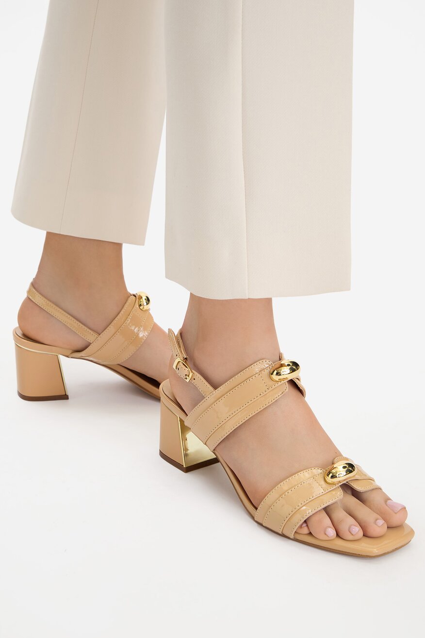 
                Сандали Lasocki БЕЖОВ - 5906751988435