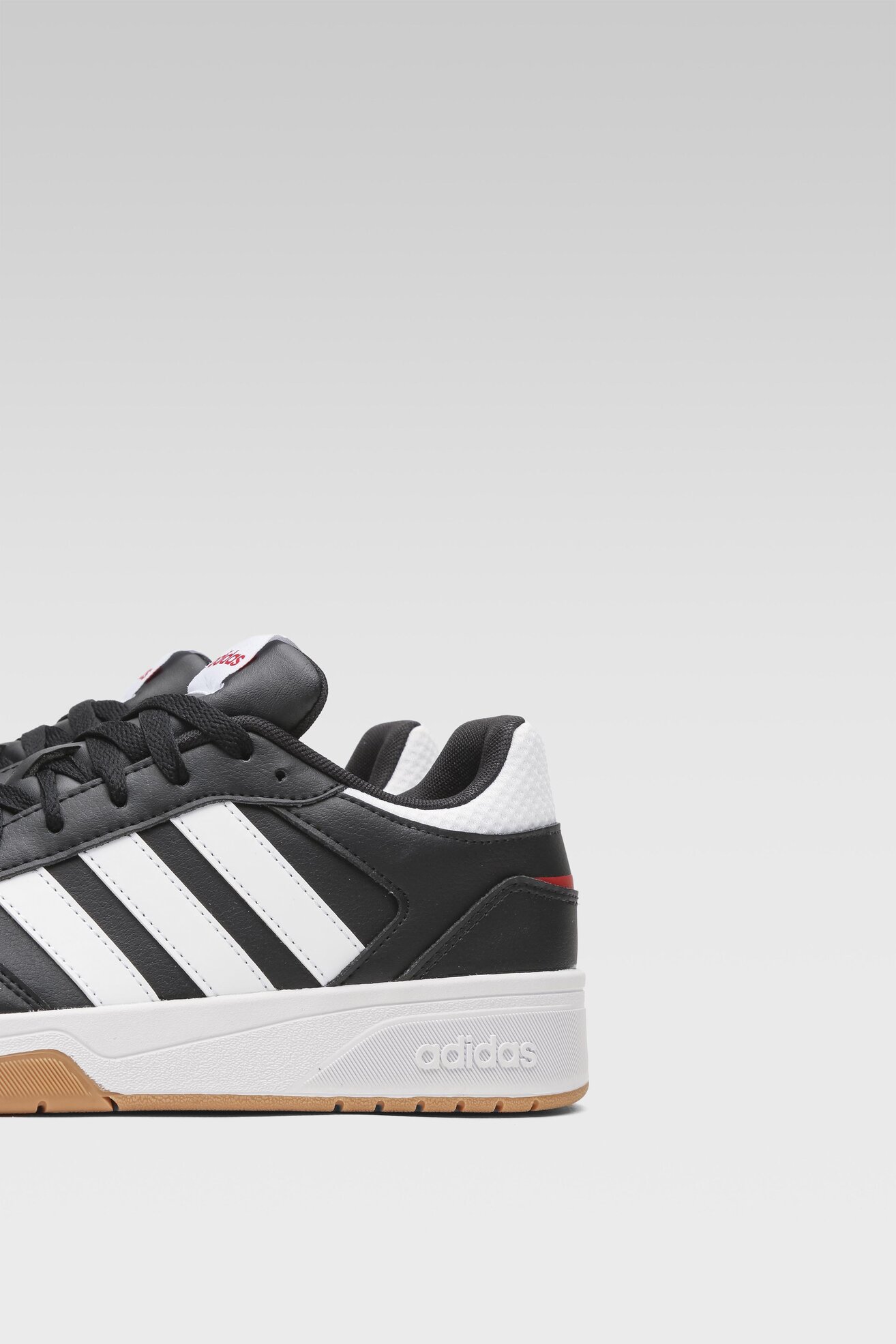 Obuwie sportowe adidas COURTBEAT HQ1763 Czarny
