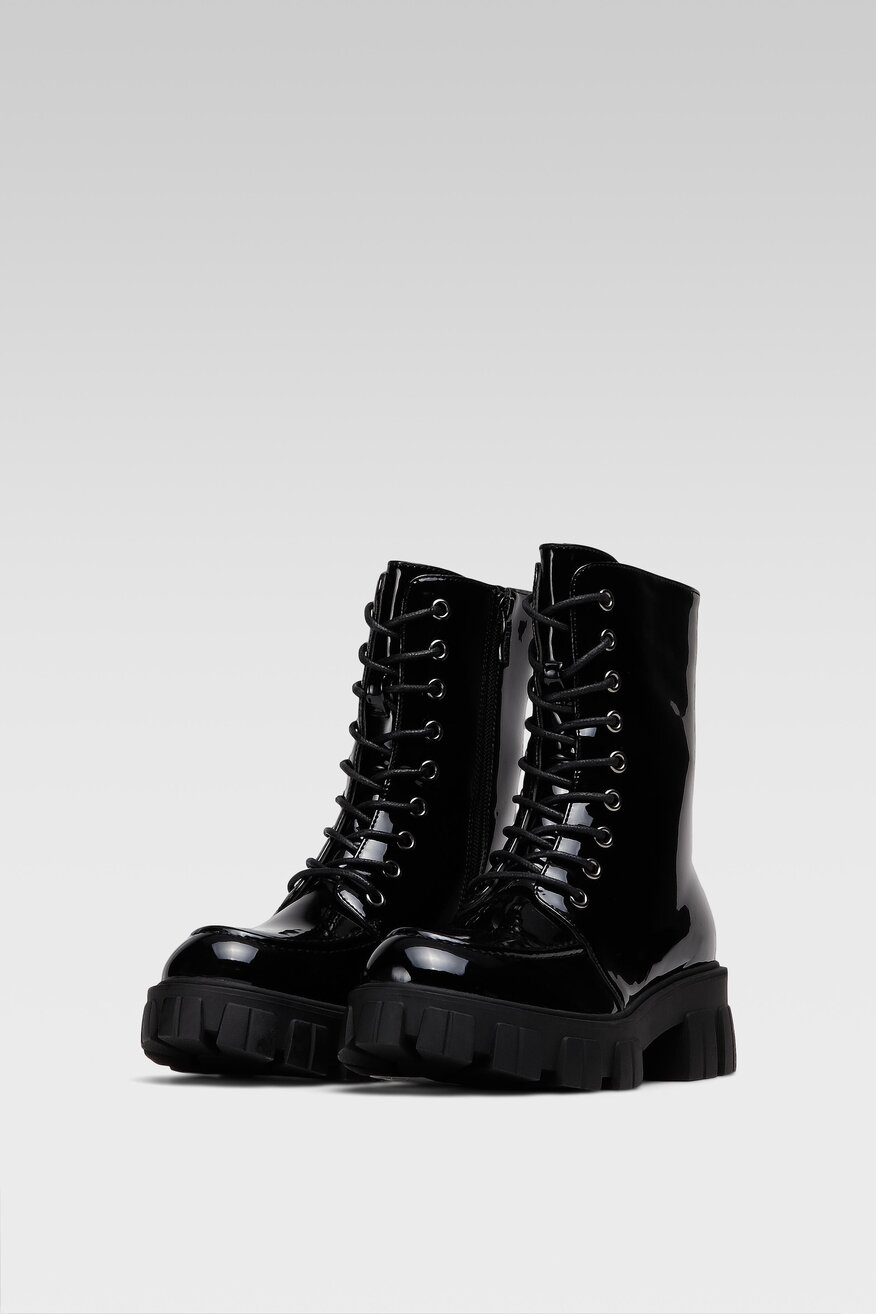 
                DeeZee - Trzewiki lakierowane - 5904862229720