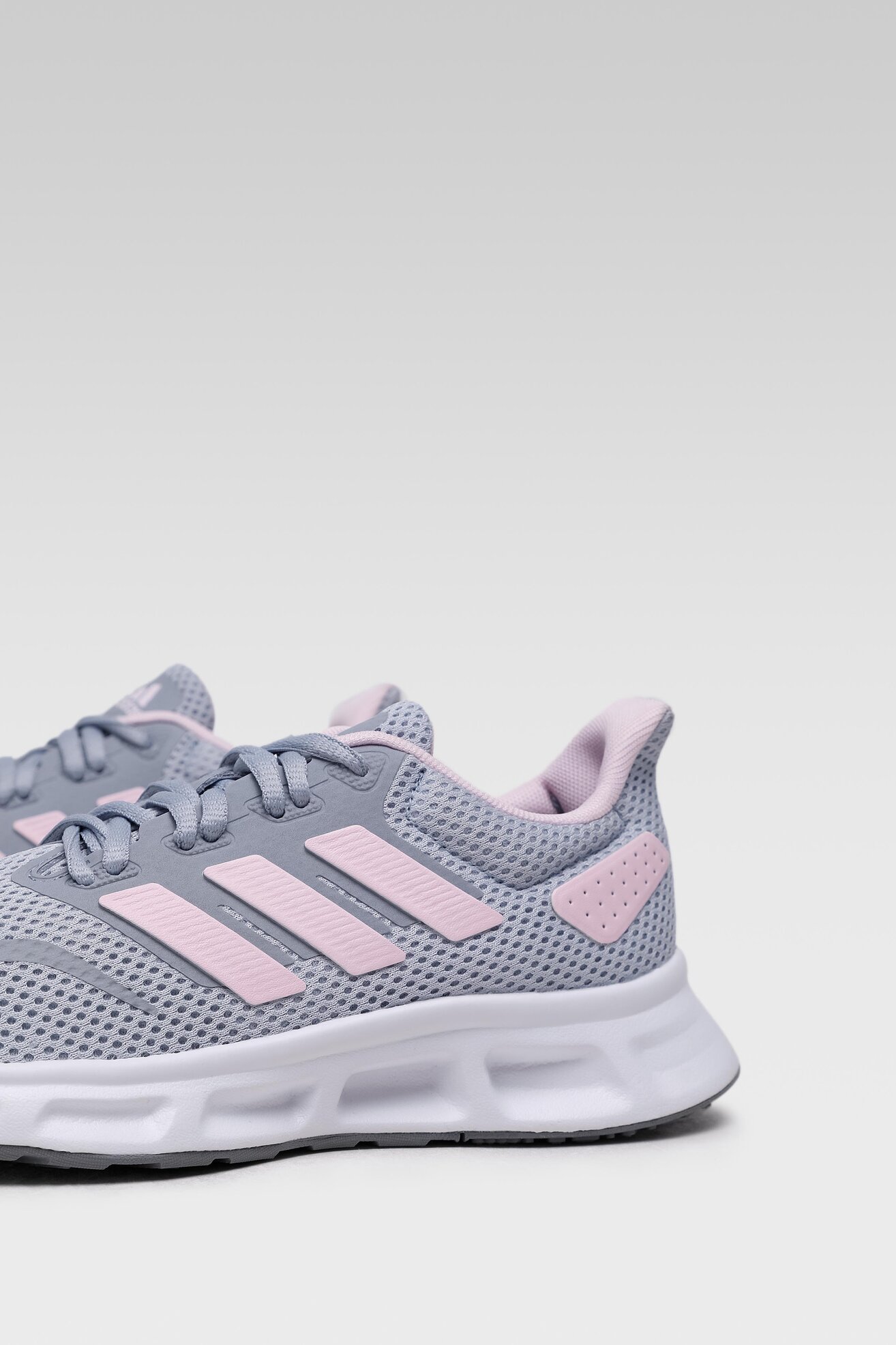 Obuwie sportowe adidas SHOWTHEWAY 2.0 GY6345 Srebrny