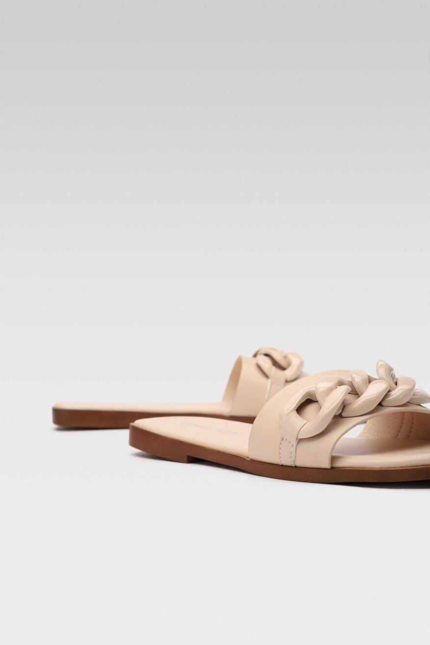 
                Jenny Fairy - Klapki z aplikacją beżowe - 5903698379432