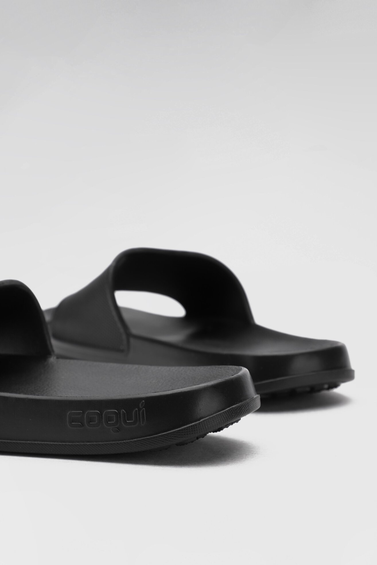 Klapki basenowe Coqui 7082-100-2200 Czarny