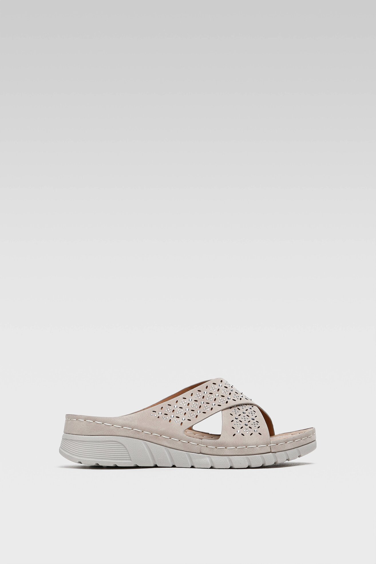 Klapki Clara Barson WS8054-02 Beżowy