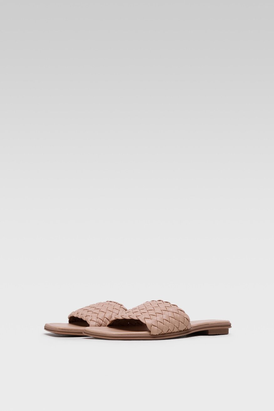 
                Jenny Fairy - Klapki beżowe - 5904248722586