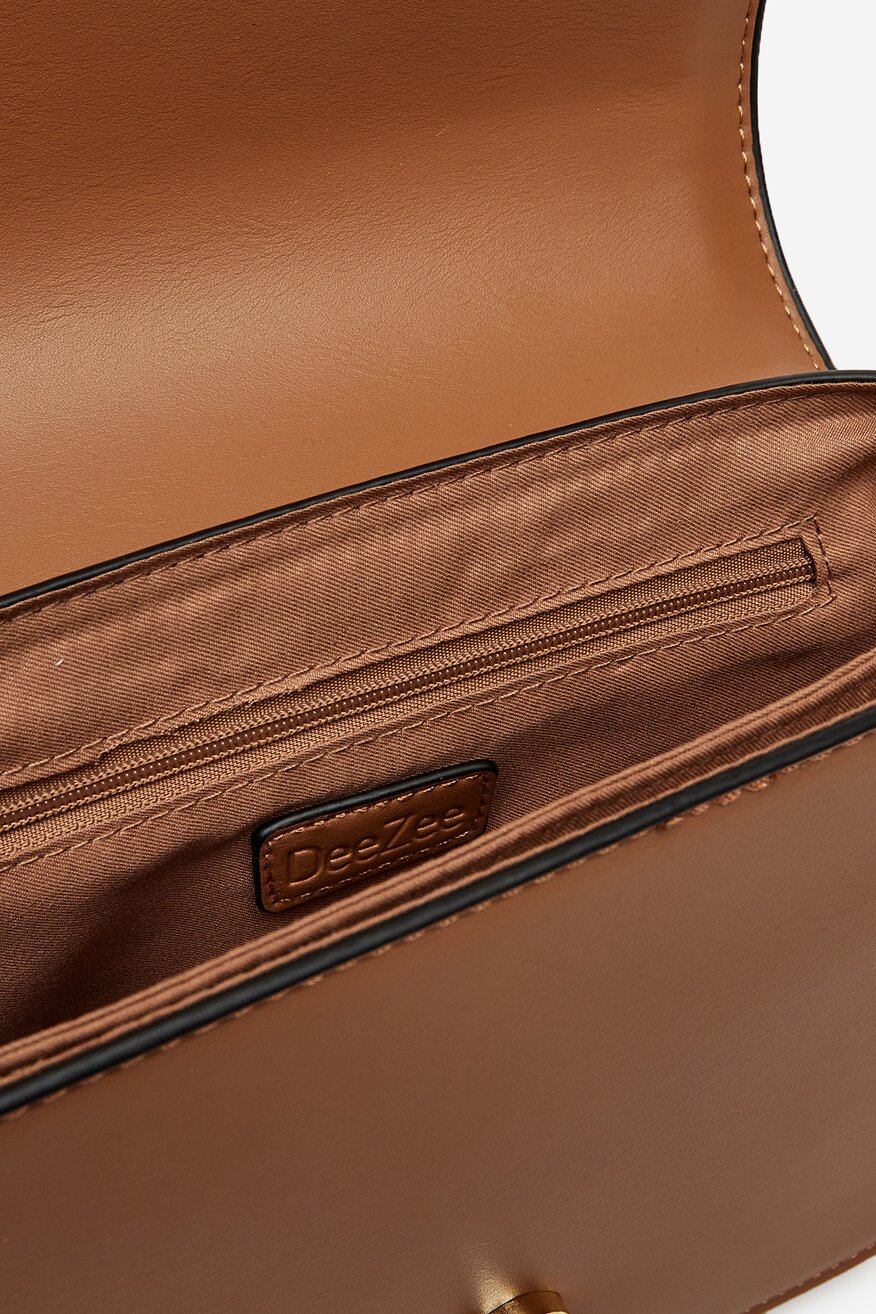 
                Сумка З Ремінцем DeeZee КОРИЧНЕВИЙ - 5904410924084