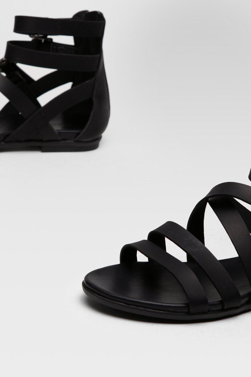 
                Jenny Fairy - Sandały czarne z suwakiem - 5904248715229