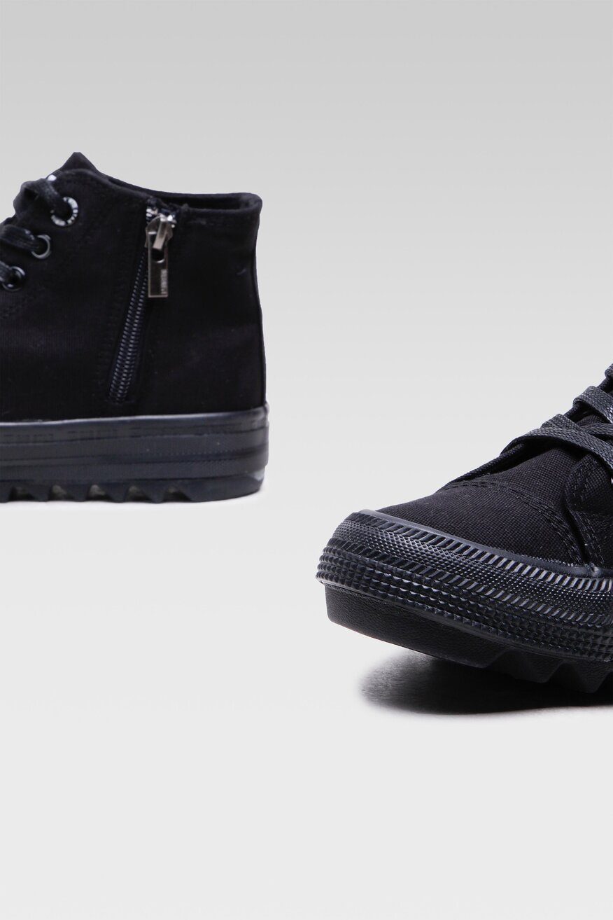 
                Big Star - Trampki czarne sznurowane - 5904248205737