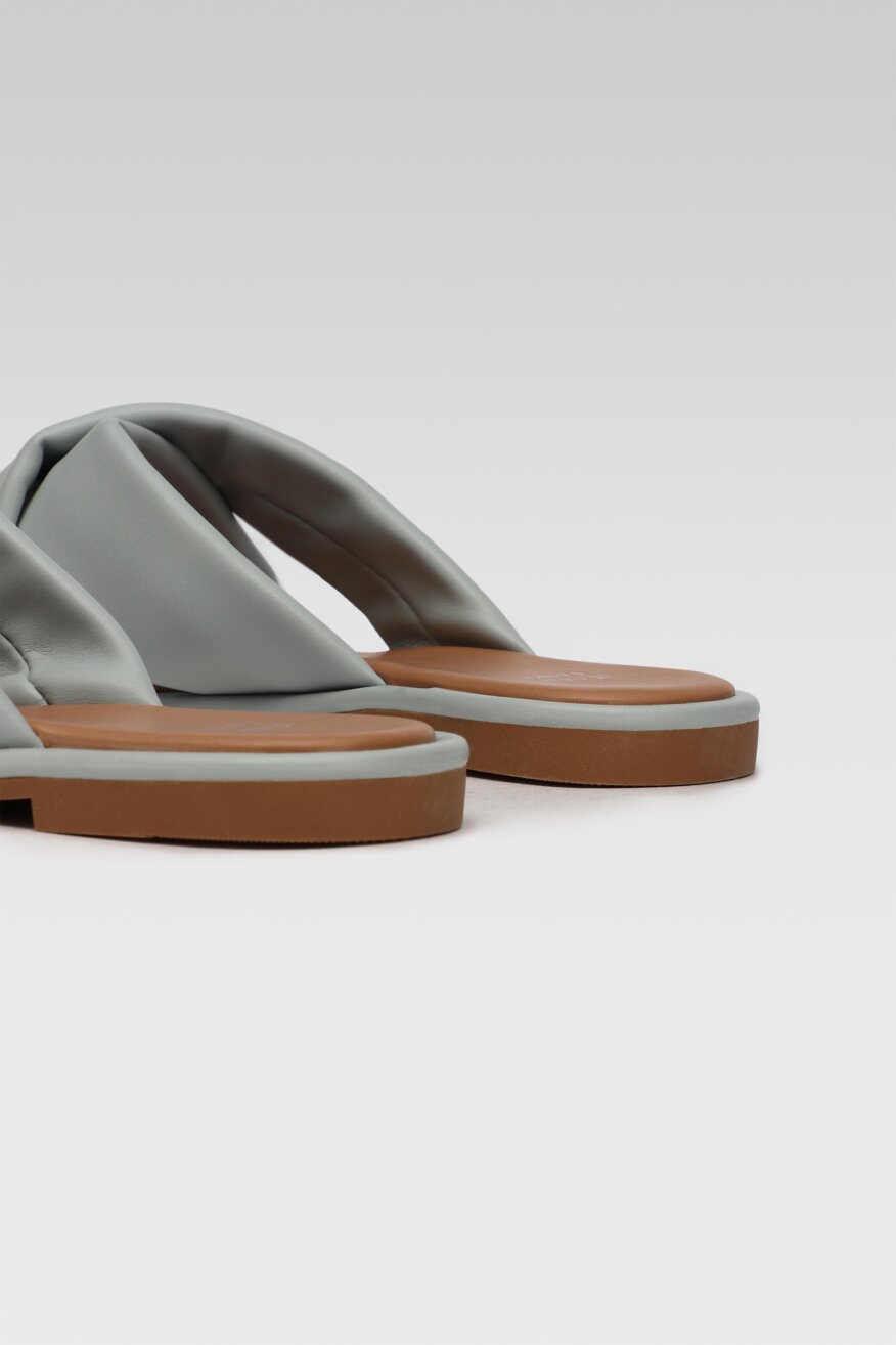 
                Jenny Fairy - Klapki niebieskie - 5903698436371