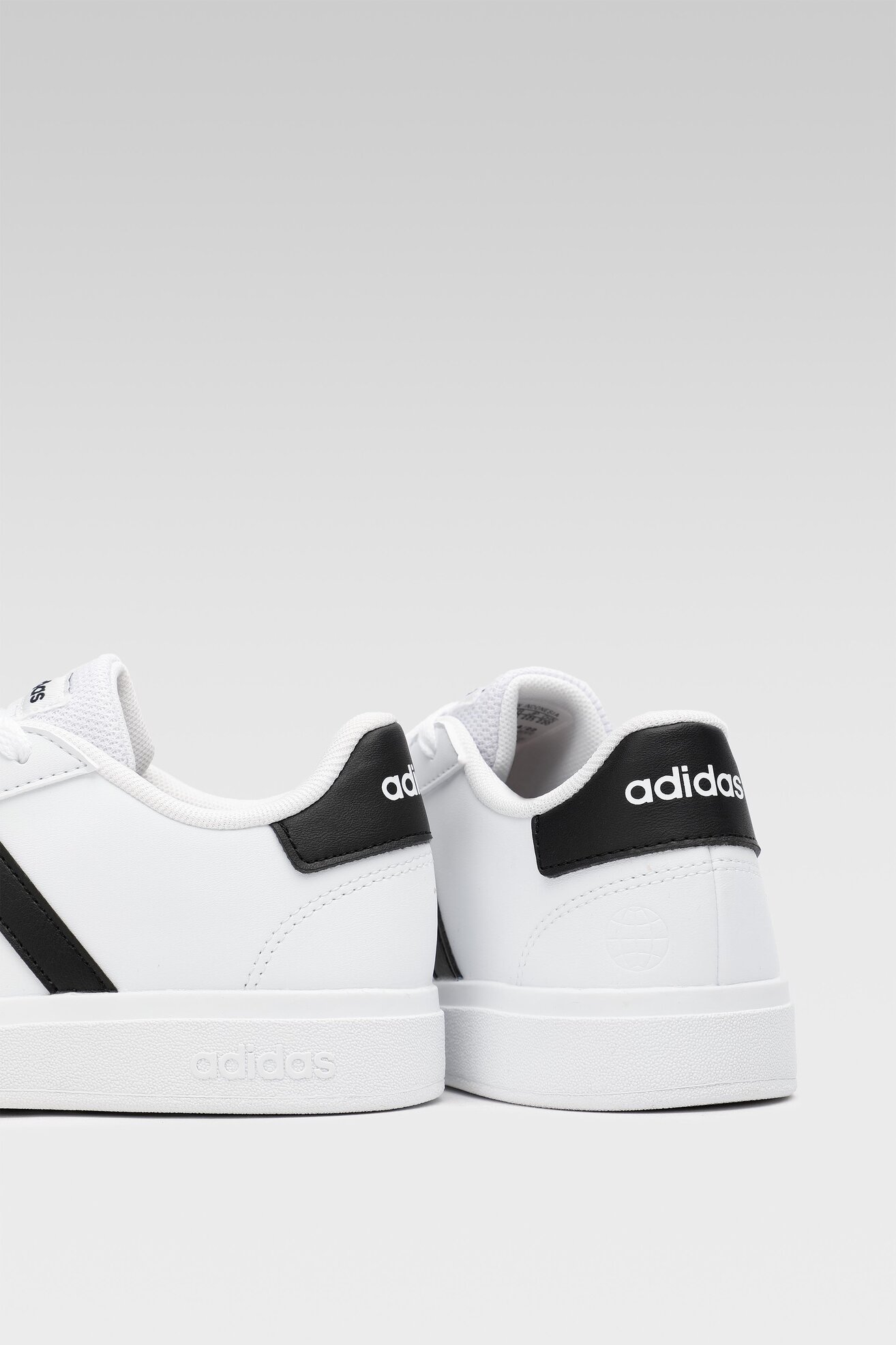 Obuwie sportowe adidas GRAND COURT K GW6511 Biały