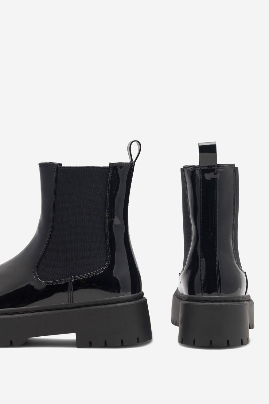 
                Боти Jenny Fairy ЧЕРЕН - 5905588013143