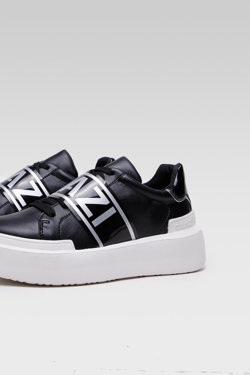 
                Quazi - Trampki na grubej podeszwie - 5904248601997