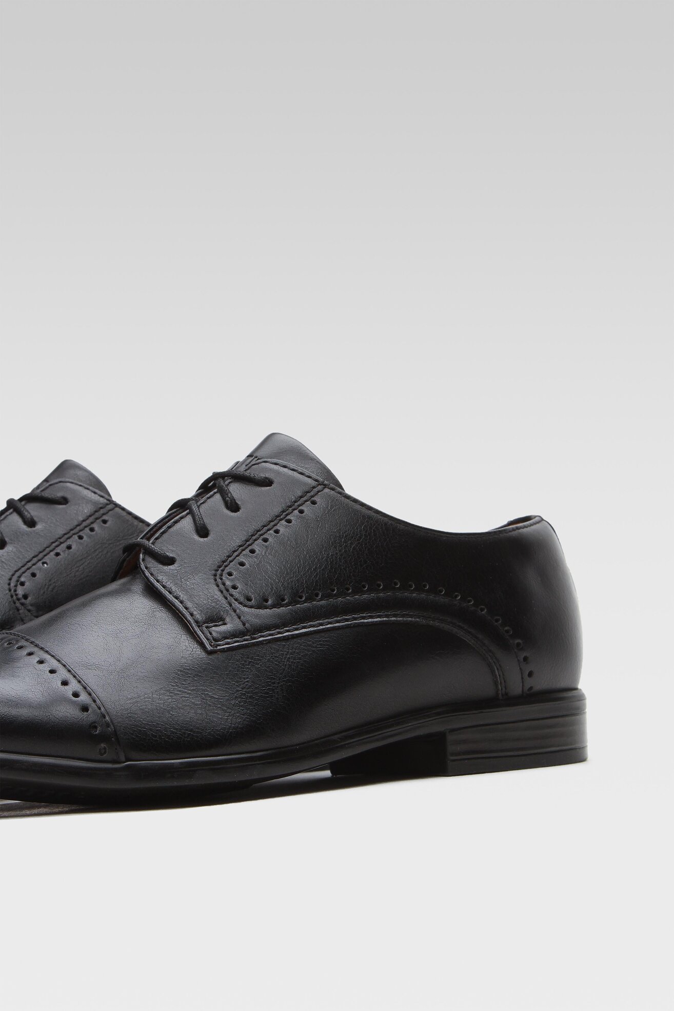 Półbuty Ottimo MBS-TOM-25 Czarny