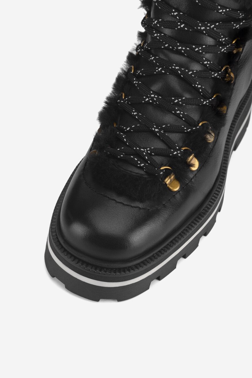 
                Duboke cipele Gino Rossi CRNA - 5905588991106