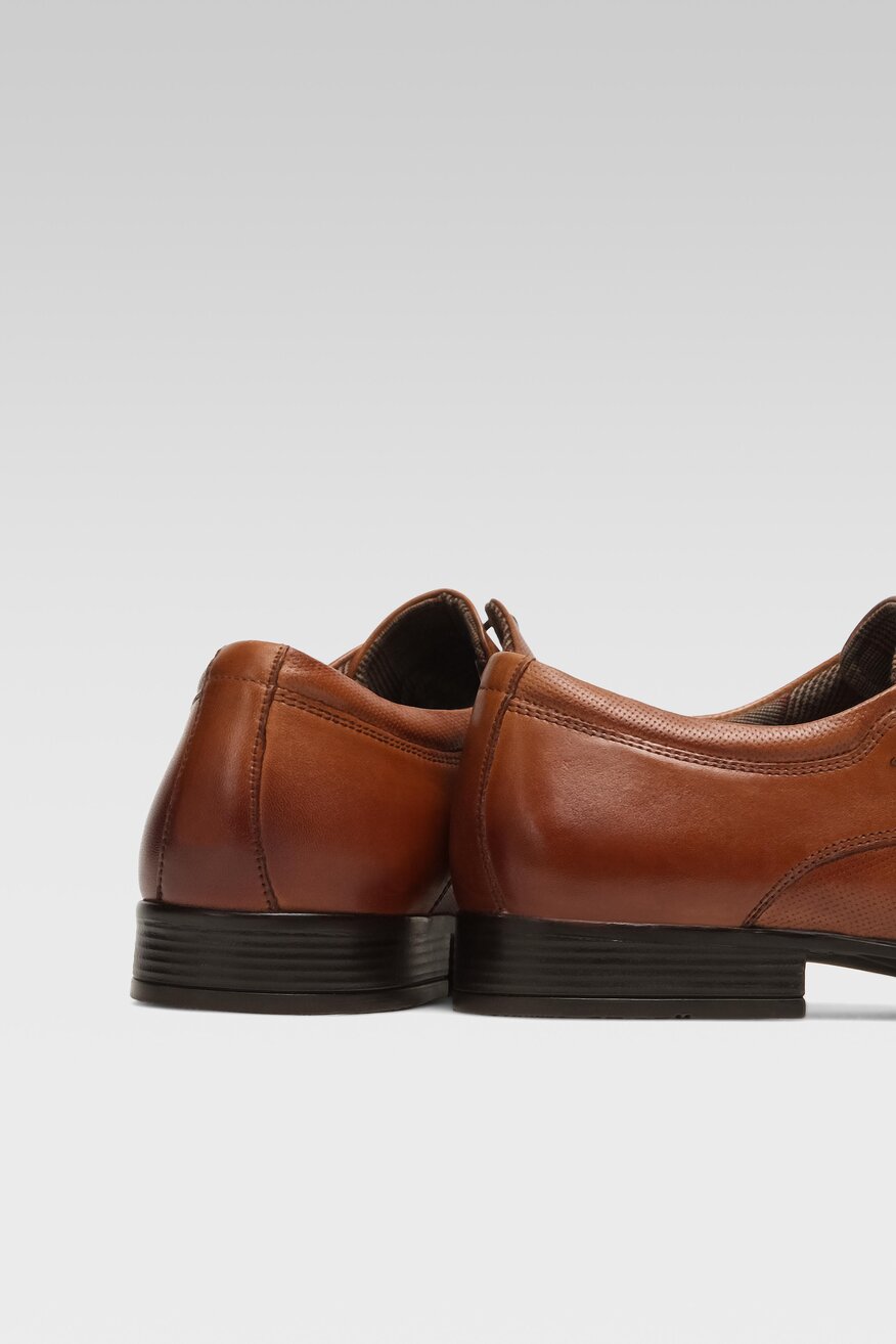 
                Cesare Cave - Półbuty skórzane - 5904862543369