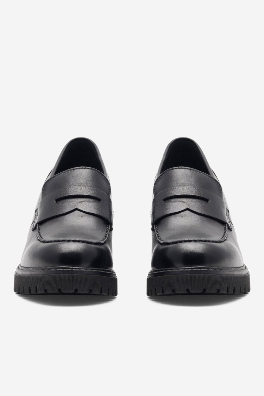 Lasocki - Loafersy skórzane na obcasie - 5905588477754
