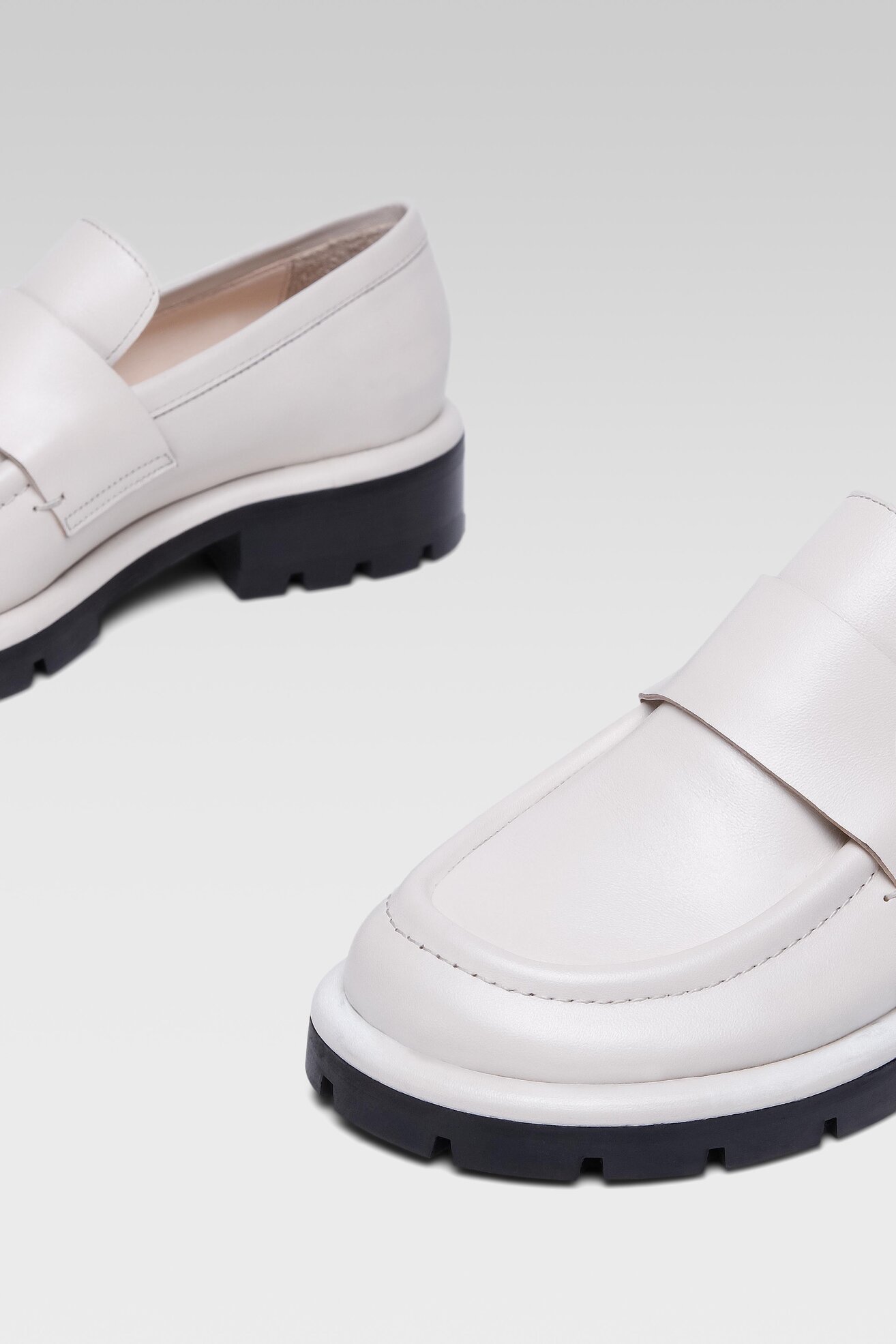 Mokasyn Gino Rossi NAOMI-A-10 Beżowy