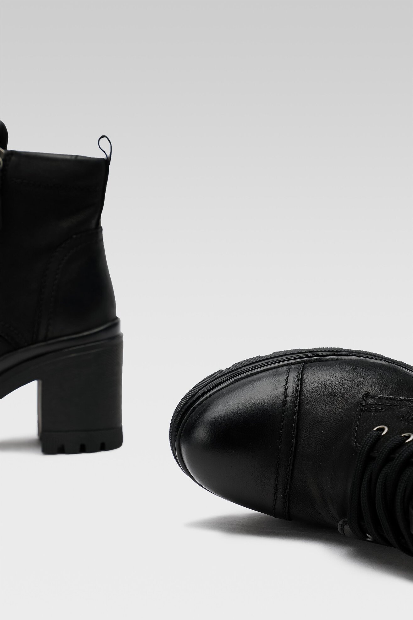 Trzewiki Lasocki WI16-24474-02 Czarny