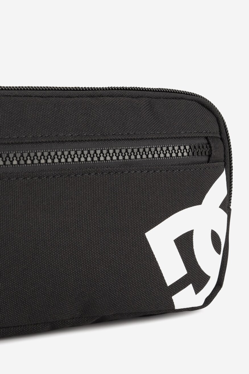 Мъжка чанта DC Shoes ЧЕРЕН - 5903698188072