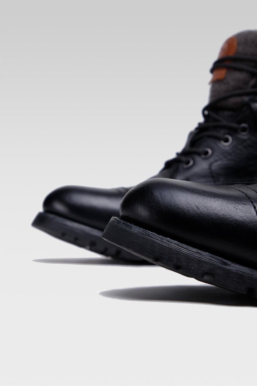 
                Bugatti - Skórzane trzewiki czarne - 5903698748382