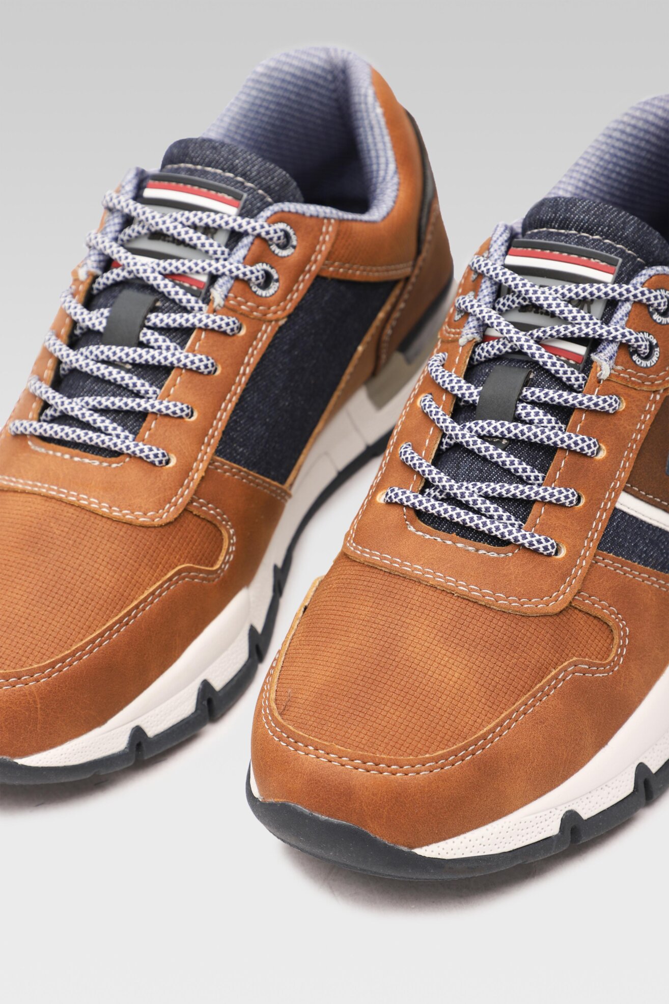 Półbuty Tom Tailor 118340300 Brązowy