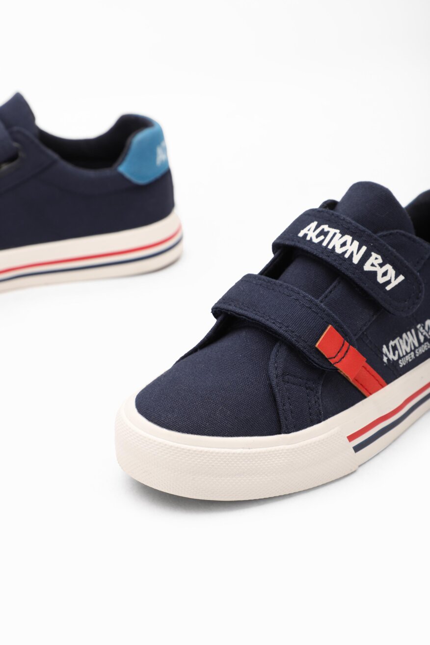 
                Action Boy - Trampki granatowe na rzep - 5903698231969