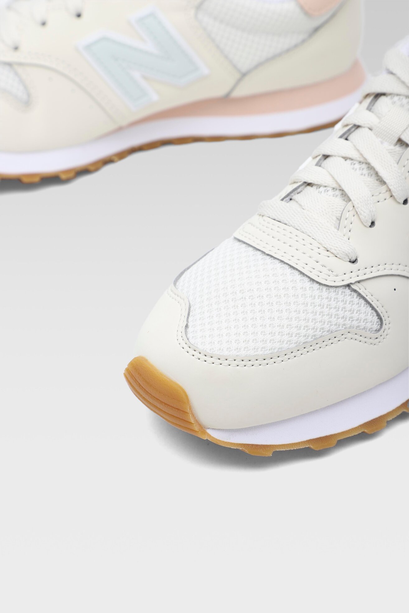 Obuwie sportowe New Balance GW500BC1 Miodowy