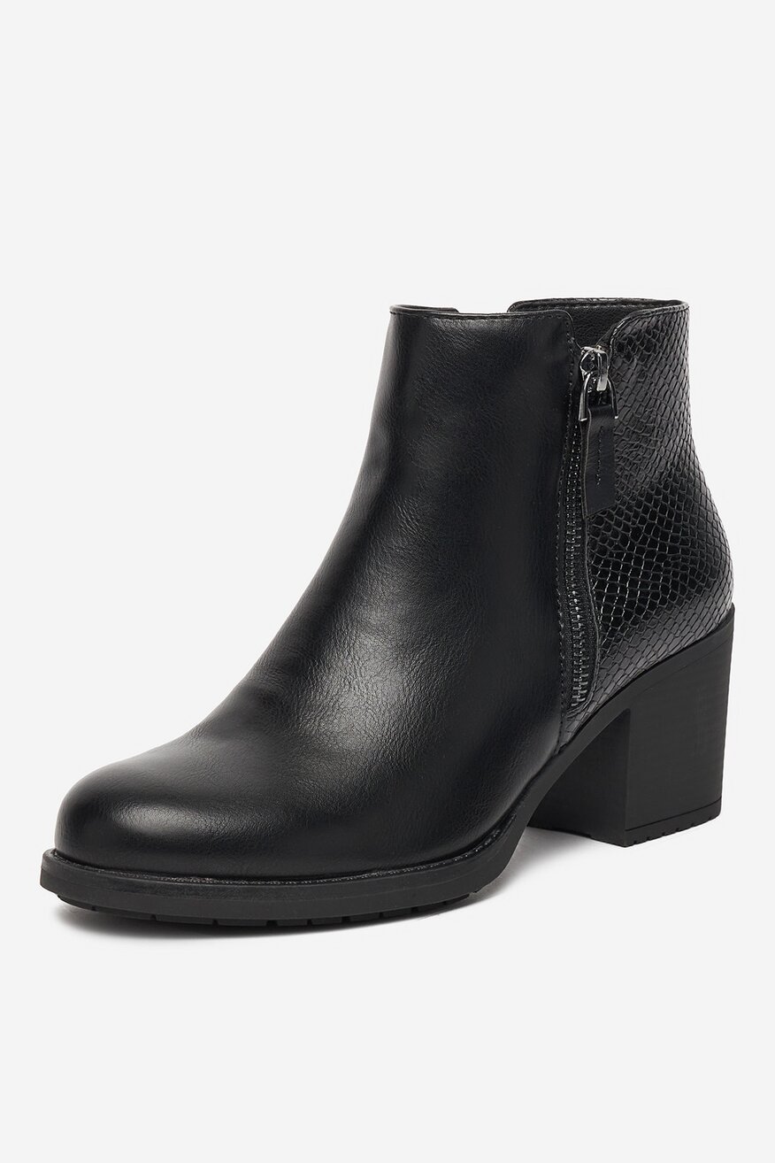 
                        Kratke čizme Clara Barson CEO-WS6317-02 CRNA - 5906751395424