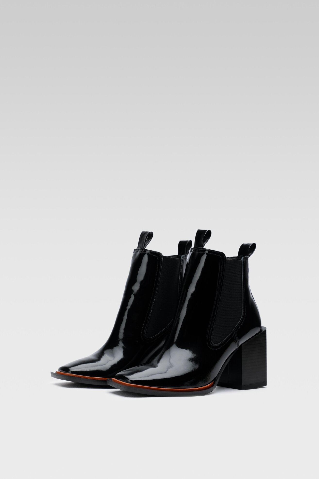 Botki SIMPLE SIMPLE-SL-34-02-000076 701 Czarny