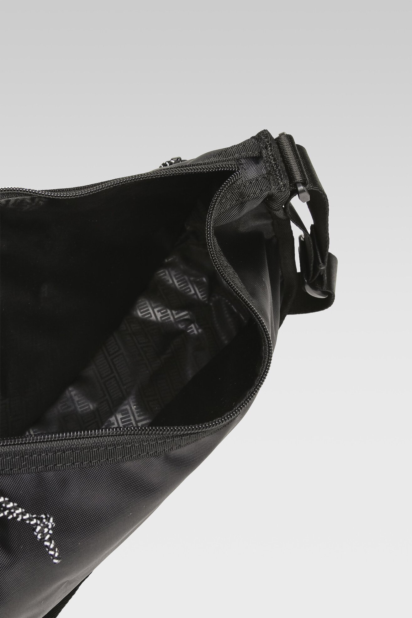 Torebka Puma 7873401 Czarny