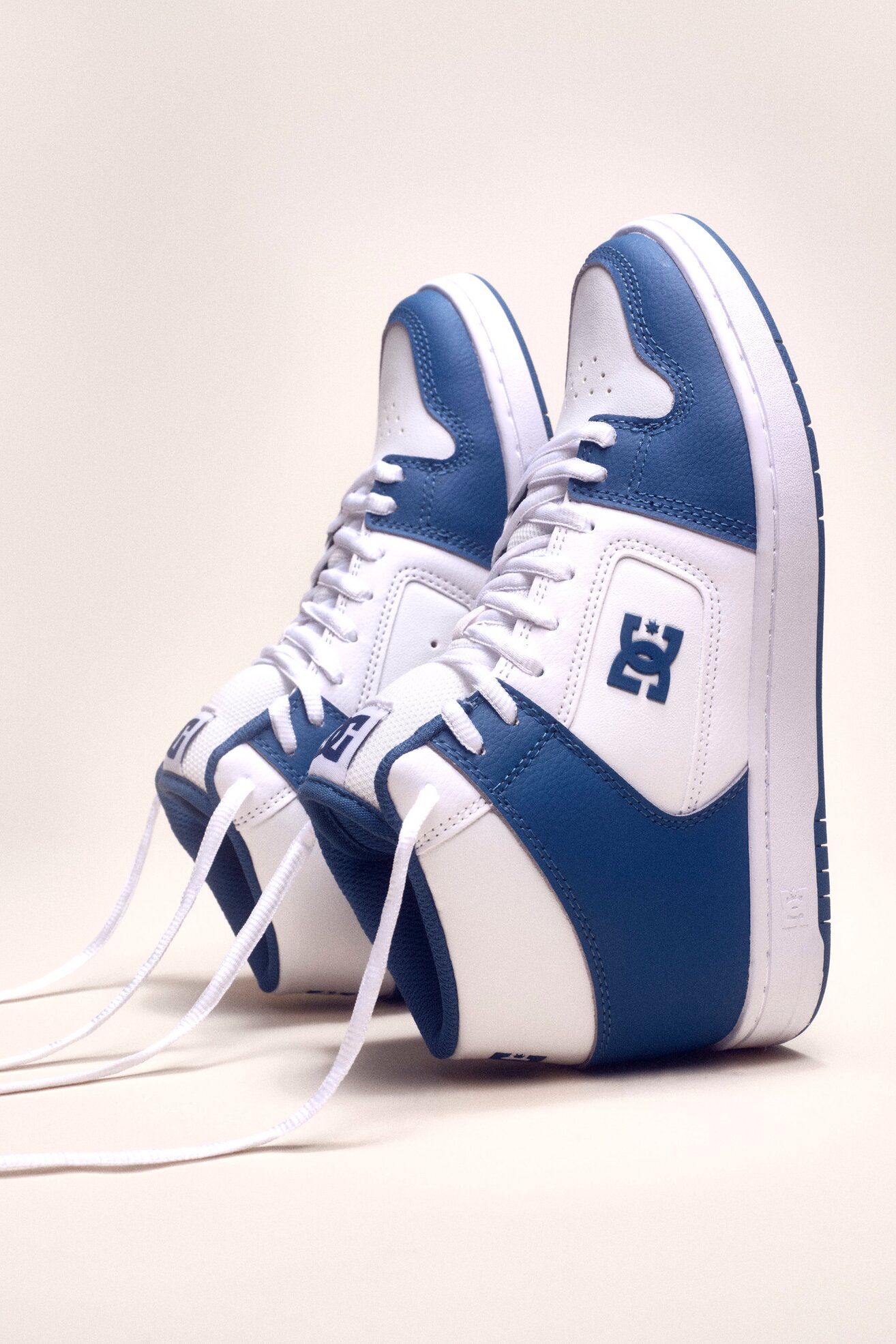 Sportska obuća DC Shoes MANTECA 4 HI ADJS100164-BWT BELA