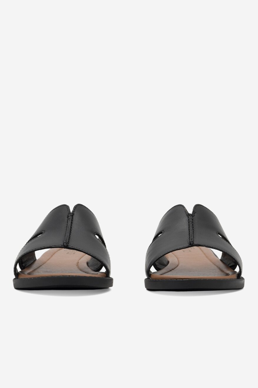 Sarah Karen - Skórzane klapki czarne - 5904862808697