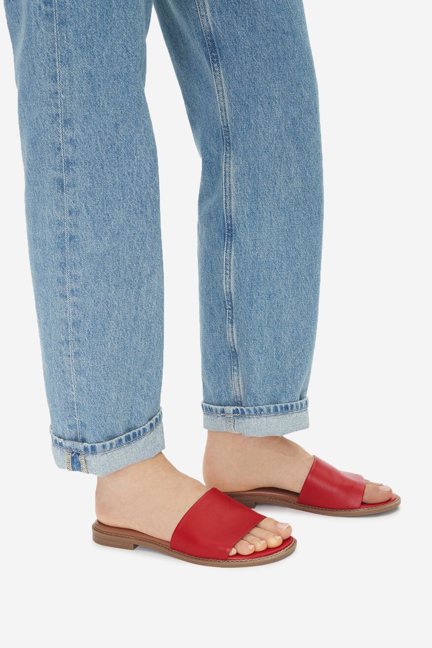 
                Шльопанець Lasocki ЧЕРВОНИЙ - 5906751917770